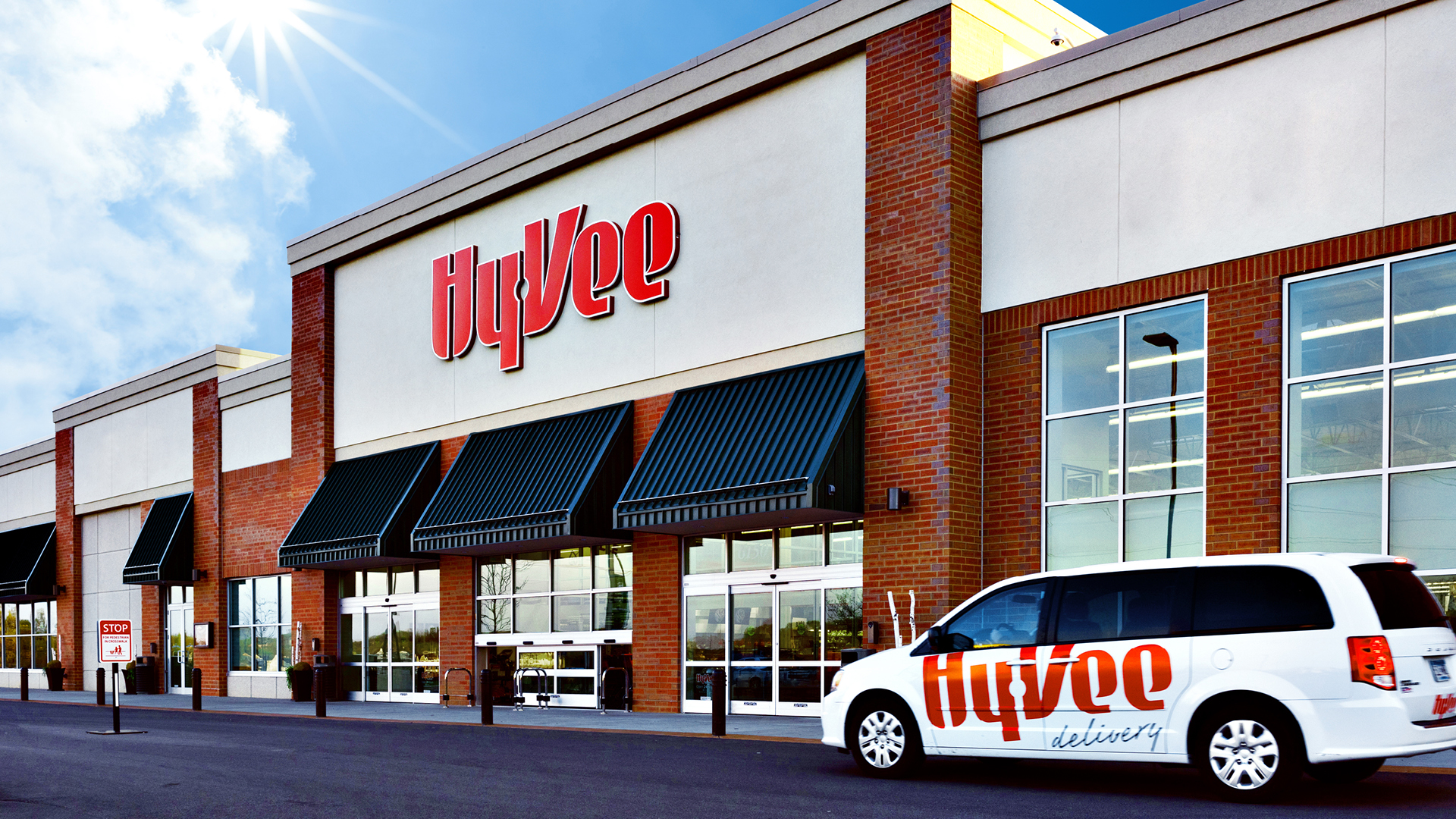 HyVee Zoom Backgrounds Company HyVee Your employeeowned